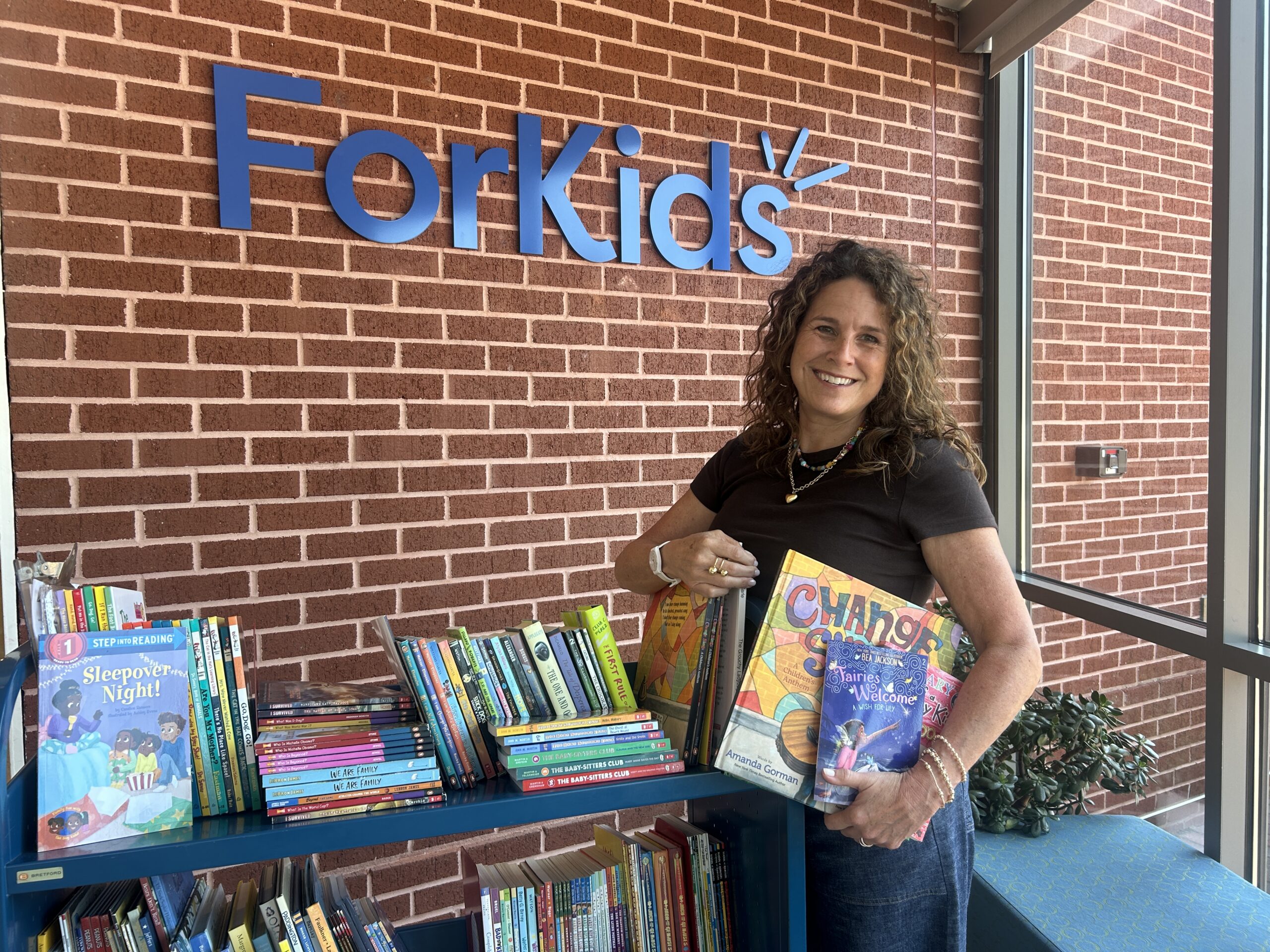 Featured image for “Books in Hands: Building Young Readers, Two Books at a Time ”